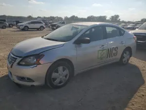 Nissan Sentra S 1.8L 4 2015