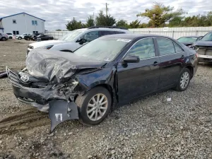 Toyota Camry BASE 2.5L 4 2011