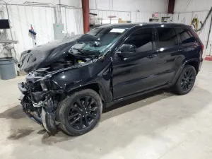 Jeep Grand Cherokee LAREDO 3.6L 6 2017