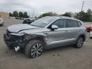 Volkswagen Taos SE 1.5L 4 2024