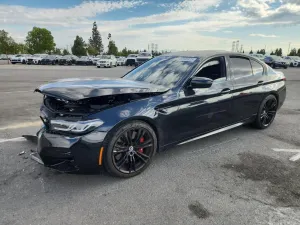 BMW M5 4.4L 8 2023