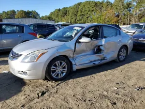 Nissan Altima BASE 2.5L 4 2012