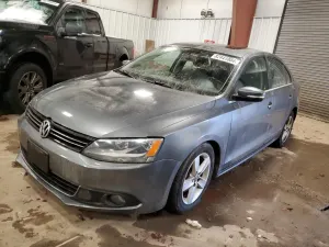 Volkswagen Jetta 2.0L 4 2012