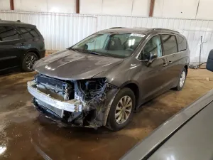 Chrysler Pacifica TOURING PLUS 3.6L 6 2018
