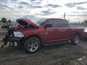 RAM 1500 ST 5.7L 8 2015
