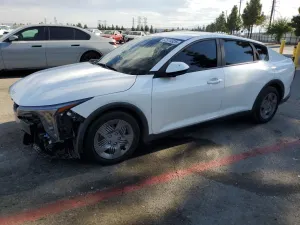 Kia K4 LX 2.0L 4 2025