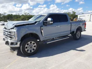 Ford F-250 6.7L 8 2024