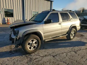 Nissan Pathfinder LE 3.5L 6 2001
