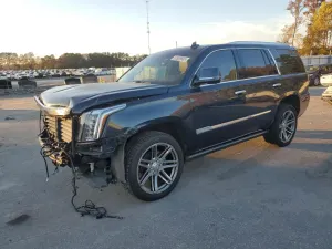 Cadillac Escalade PLATINUM 6.2L 8 2017