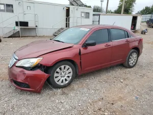 Chrysler 200 LX 2.4L 4 2014