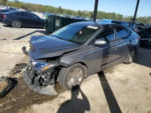 Hyundai Elantra 2.0L 4 2019