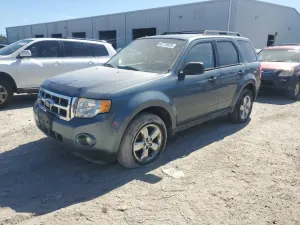 Ford Escape XLT 3.0L 6 2011