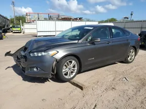 Ford Fusion SE HYBRID 2.0L 4 2016