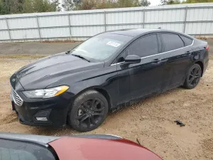 Ford Fusion SE 1.5L 4 2020