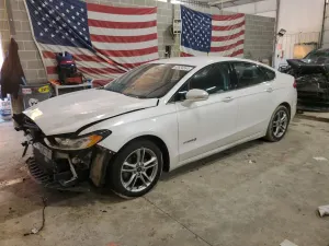 Ford Fusion SE HYBRID 2.0L 4 2016