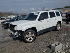 Jeep Patriot LATITUDE 2.0L 4 2016