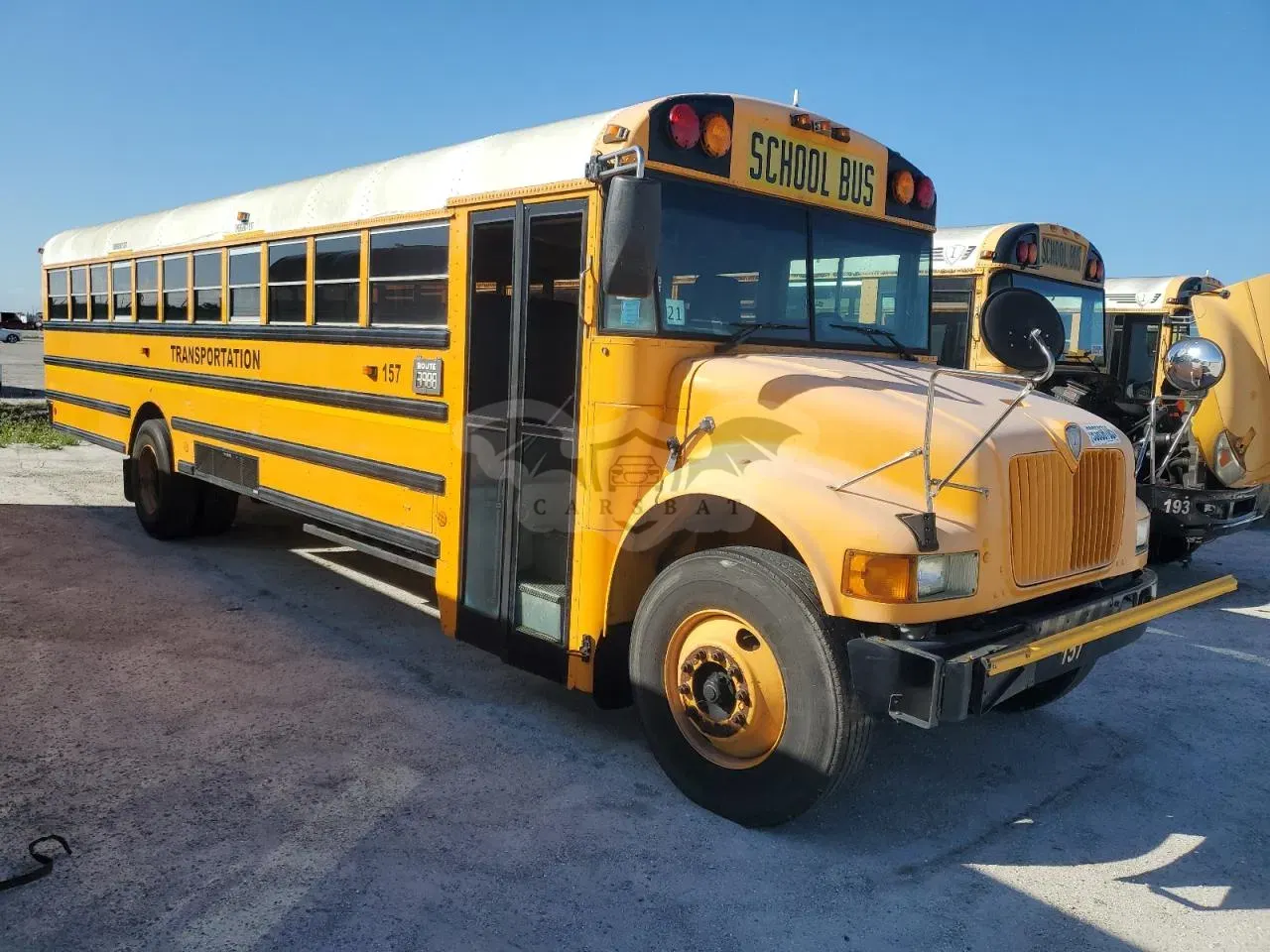 IC Corporation CE Series 7.6L 6 2004