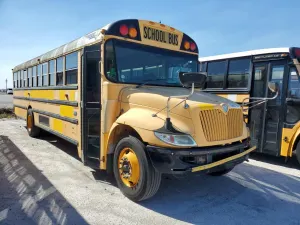 IC Corporation CE Series CE 6.4L 8 2013