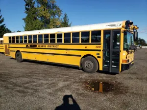 IC Corporation RE Series RE 7.6L 6 2013