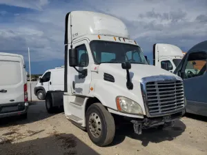 Freightliner Cascadia 12.8L 6 2015
