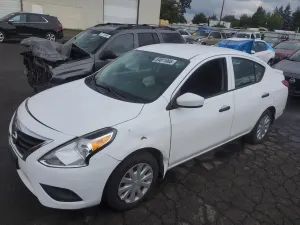 Nissan Versa S 1.6L 4 2017
