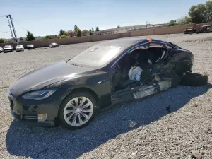 Tesla Model S 2018