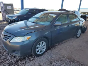 Toyota Camry BASE 2.5L 4 2011