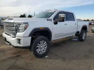 GMC Sierra K2500 DENALI 6.6L 8 2021