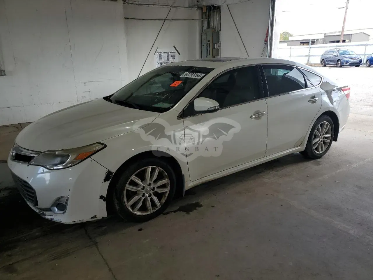 Toyota Avalon BASE 3.5L 6 2013