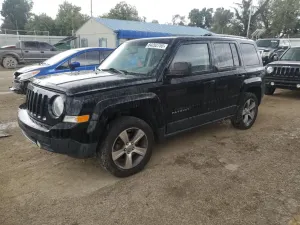Jeep Patriot LATITUDE 2.4L 4 2016