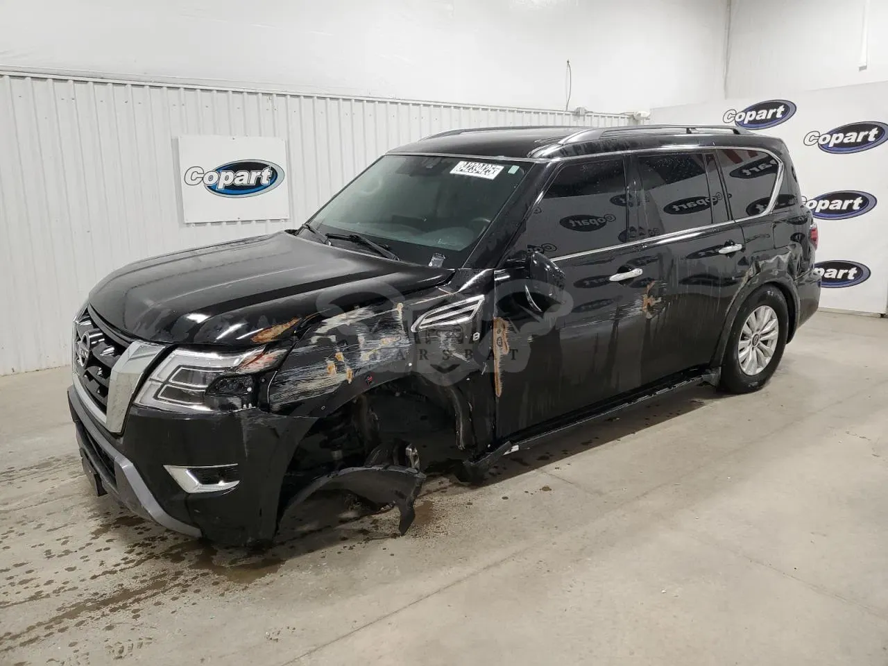 Nissan Armada 5.6L 8 2022