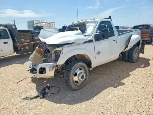 Ford F-350 SUPER DUTY 6.7L 8 2013