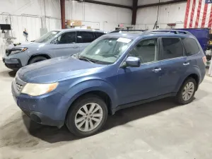 Subaru Forester 2.5X PREMIUM 2.5L 4 2012