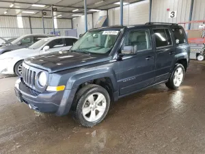 Jeep Patriot LATITUDE 2.4L 4 2014