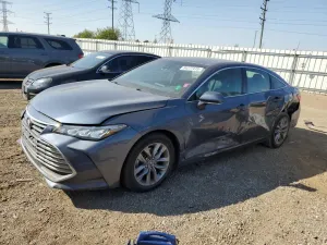 Toyota Avalon XLE 3.5L 6 2019