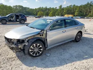 Toyota Avalon XLE 3.5L 6 2016