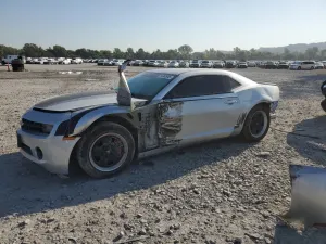 Chevrolet Camaro LS 3.6L 6 2013