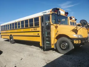 IC Corporation CE Series CE 6.4L 8 2013