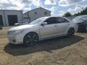 Toyota Camry BASE 2.5L 4 2011
