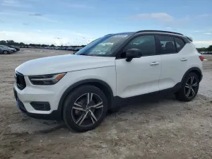 Volvo XC40 T5 R-DESIGN 2.0L 4 2022