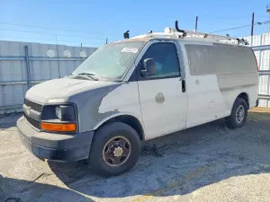 Chevrolet Express 6.0L 8 2012