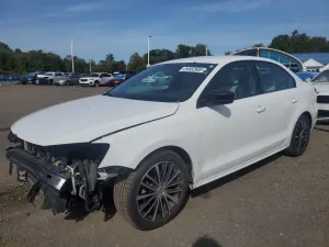 Volkswagen Jetta SPORT 1.8L 4 2017