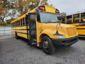 IC Corporation CE Series CE 6.4L 8 2013