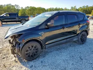 Ford Escape S 2.5L 4 2015