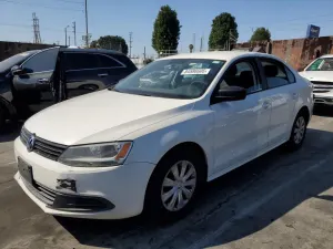 Volkswagen Jetta BASE 2.0L 4 2013