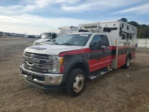 Ford F550 SUPER DUTY 6.7L 8 2017