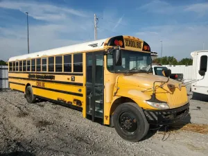 IC Corporation CE Series CE 6.4L 8 2013