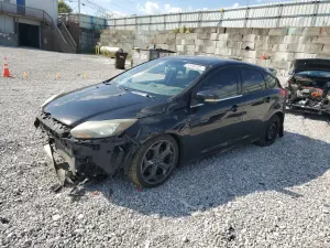 Ford Focus ST 2.0L 4 2013