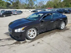 Nissan Maxima S 3.5L 6 2014