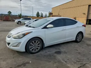 Hyundai Elantra SE 1.8L 4 2014